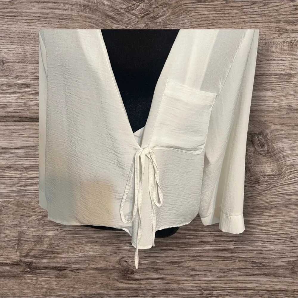 Top Shop Ivory N-Neck Crop Wrap Top Size 10